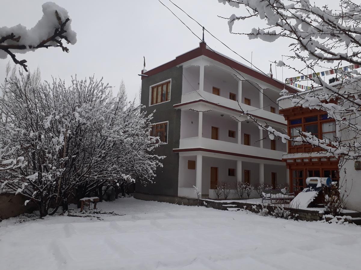 Hotel Jorchung Leh Exterior foto