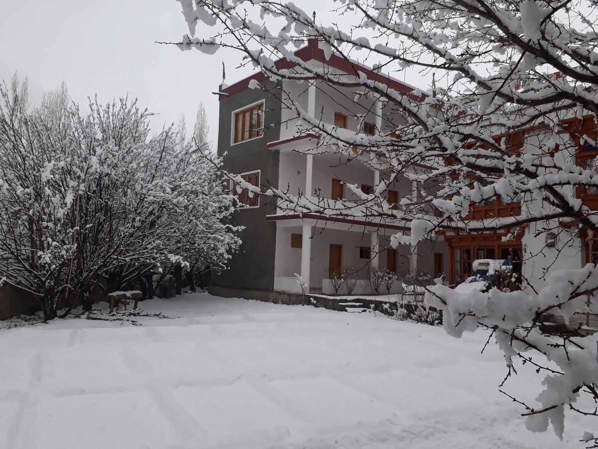 Hotel Jorchung Leh Exterior foto